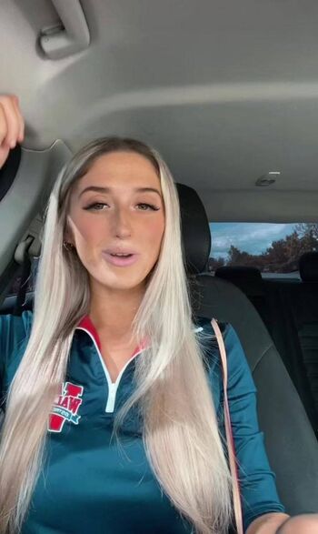Full leaked Candaceleighhh private onlyfans photo