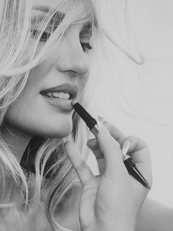 Full leaked Candice swanepoel private onlyfans photo