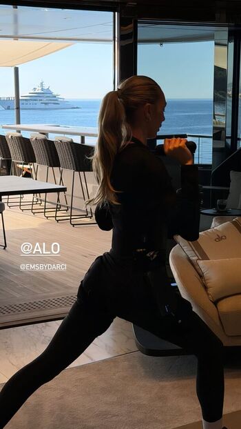 Full leaked Candice swanepoel private onlyfans photo