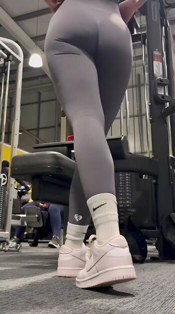 Full leaked Candidsluts page private onlyfans photo