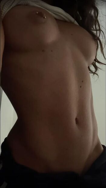 Full leaked Candysh private onlyfans photo