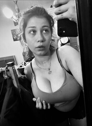 Full leaked Cansu akal page private onlyfans photo