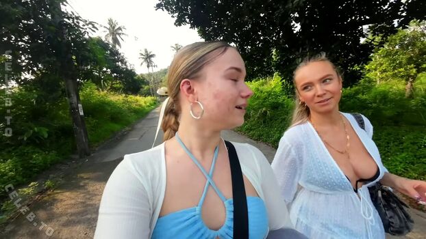 Full leaked Caramella private onlyfans photo