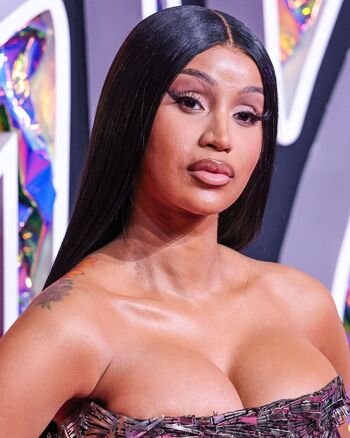 Full leaked Cardi b  page private onlyfans photo