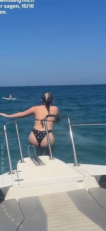 Full leaked Carina spoon private onlyfans photo