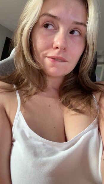 Full leaked Carlasophie private onlyfans photo