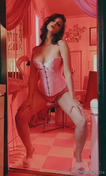 Full leaked Carlotta champagne private onlyfans photo