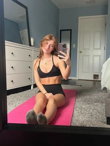Full leaked Carmela private onlyfans photo
