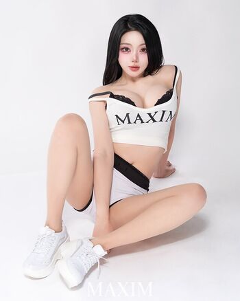 Carmineee__ 김연지