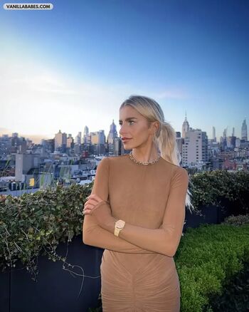 Full leaked Caroline daur private onlyfans photo