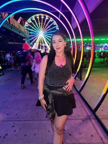 Full leaked Carolinekwan private onlyfans photo
