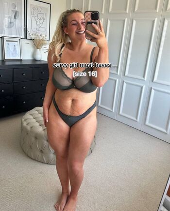 Full leaked Carys whittaker private onlyfans photo