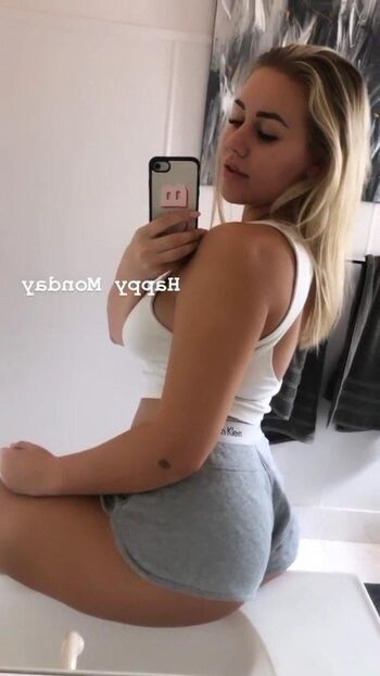 Full leaked Casee brimblecombe private onlyfans photo