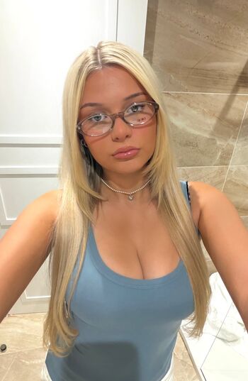 Full leaked Casey archibald private onlyfans photo