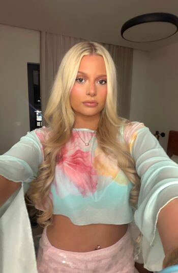 Full leaked Casey archibald private onlyfans photo