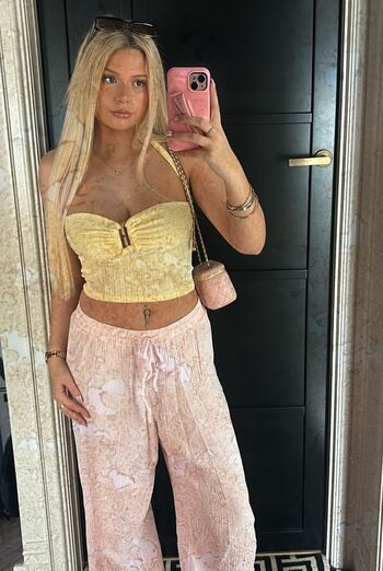 Full leaked Casey archibald private onlyfans photo