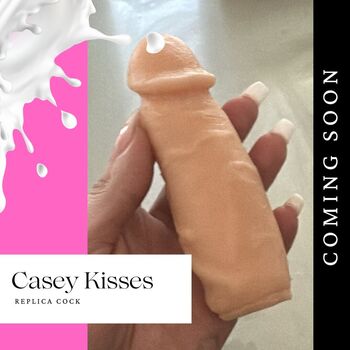 Full leaked Caseykissesxoxo private onlyfans photo