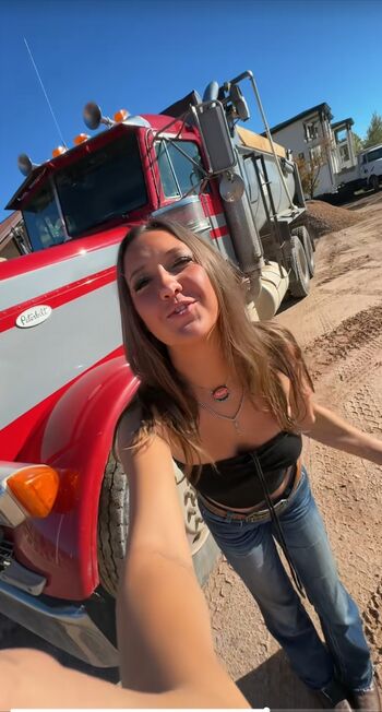 Full leaked Cass hanson private onlyfans photo