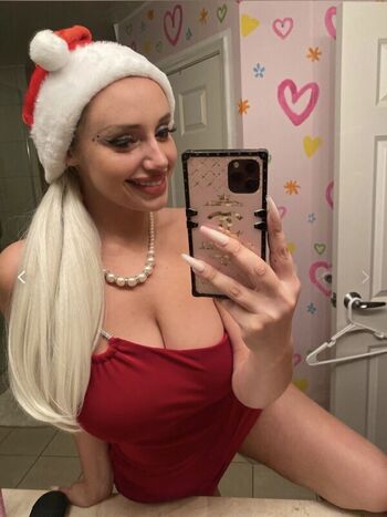 Full leaked Cassholland private onlyfans photo