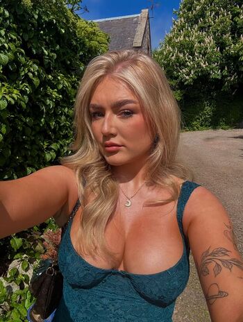 Full leaked Cassiedavidsonx private onlyfans photo