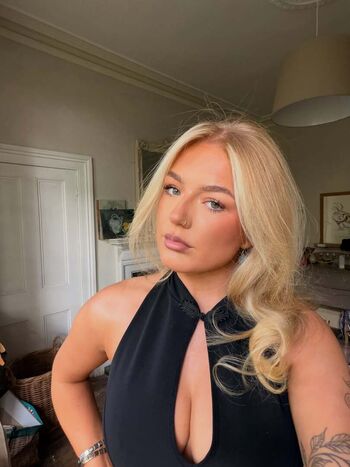 Full leaked Cassiedavidsonx private onlyfans photo