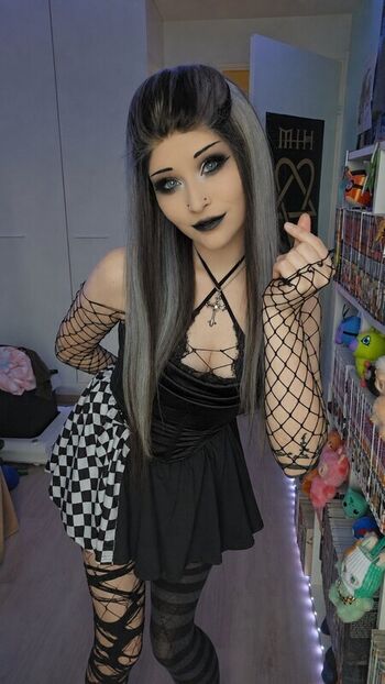 Full leaked Catastrophiclarawr private onlyfans photo