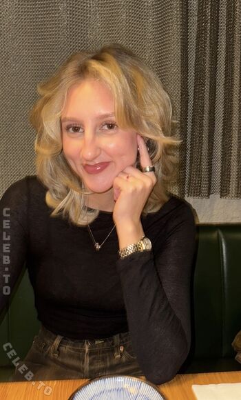 Full leaked Cathichali private onlyfans photo