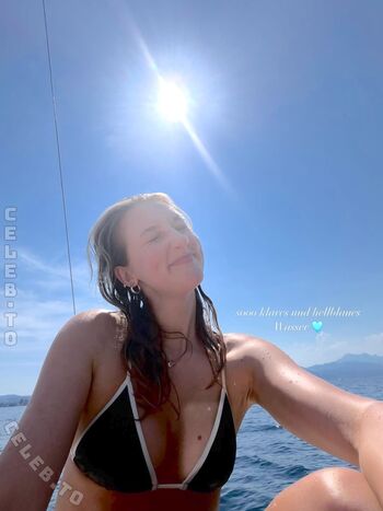 Full leaked Cathichali private onlyfans photo