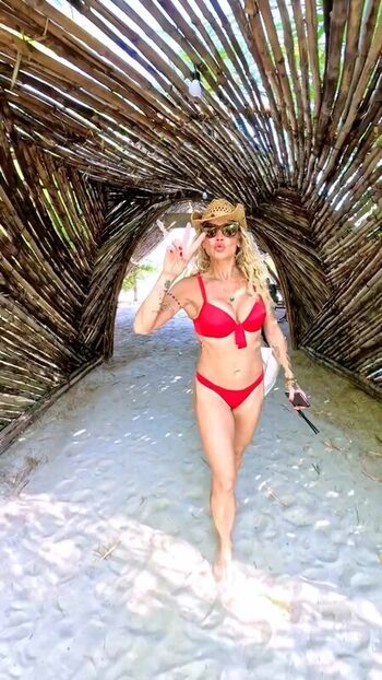 Full leaked Catia paganote private onlyfans photo