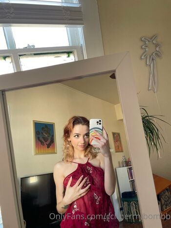 Full leaked Cchherrrybombb private onlyfans photo