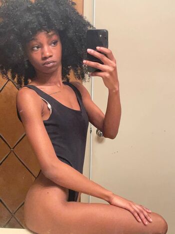 Full leaked Cecee private onlyfans photo