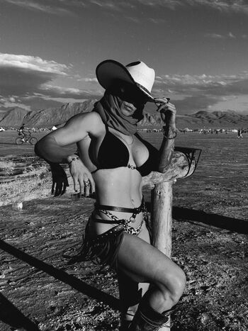 Full leaked Celeste bonin page private onlyfans photo