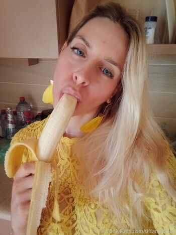 Full leaked Celinebbyx private onlyfans photo