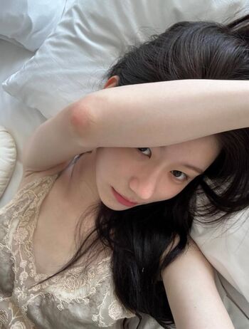 Full leaked Chaeryeong page private onlyfans photo