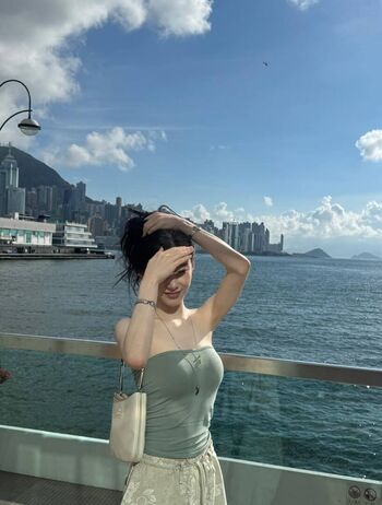 Full leaked Chaeryeong page private onlyfans photo