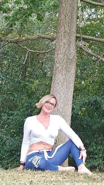 Full leaked Champagnefun private onlyfans photo
