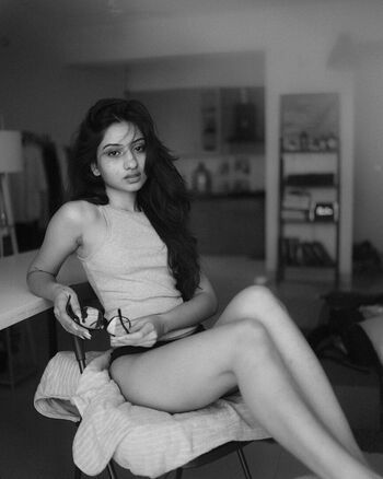Full leaked Chandni solanki private onlyfans photo