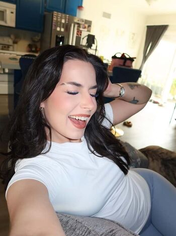 Full leaked Chanel camryn page private onlyfans photo