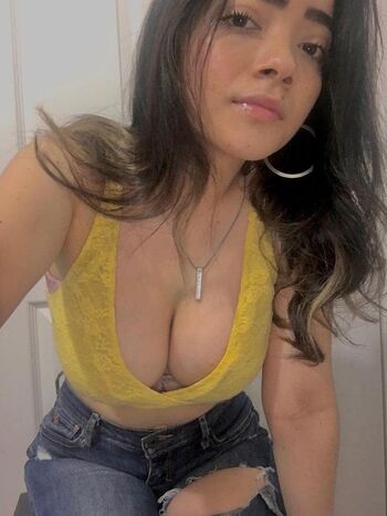 Full leaked Chaparrita linda private onlyfans photo