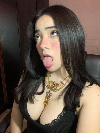 Full leaked Chaparrita linda private onlyfans photo