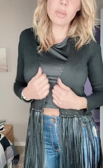 Full leaked Charlee moss private onlyfans photo