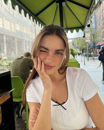 Charleen Weiss