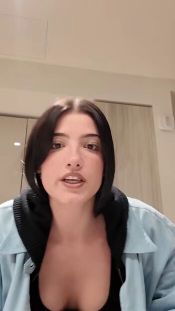 Full leaked Charli d amelio page private onlyfans photo