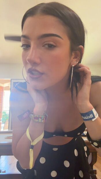 Full leaked Charli d amelio page private onlyfans photo