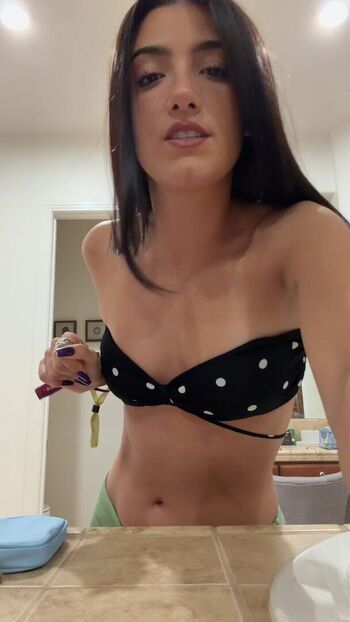 Full leaked Charli d amelio page private onlyfans photo