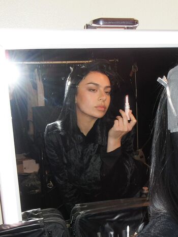 Full leaked Charli xcx page private onlyfans photo
