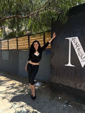Full leaked Charli xcx page private onlyfans photo