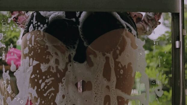 Full leaked Charli xcx private onlyfans photo