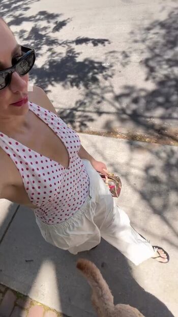 Full leaked Charlotte dobre page private onlyfans photo