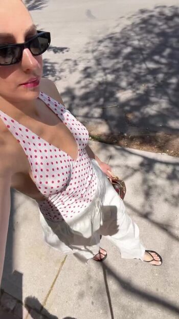 Full leaked Charlotte dobre page private onlyfans photo